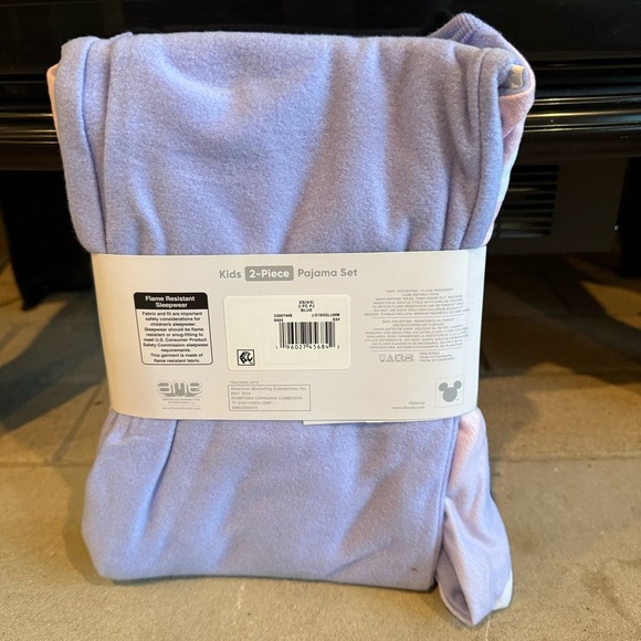 NWT Disney Stitch Pink and Purple Pajama Set size XS 4/5 - Picture 3 of 5